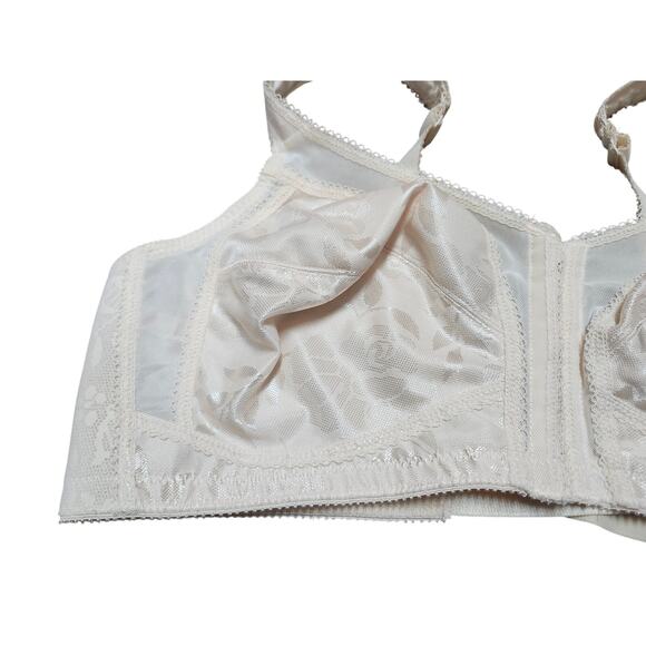 Playtex 4695 44B Beige Front Closure Wireless Soft Cup Bra Wide Strap Support - Picture 8 of 8